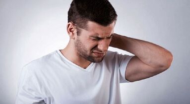 Gleacaíocht le haghaidh osteochondrosis ceirbheacs
